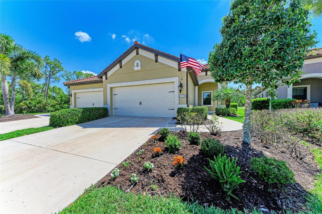 328 Casalino Dr., Nokomis, FL 34275