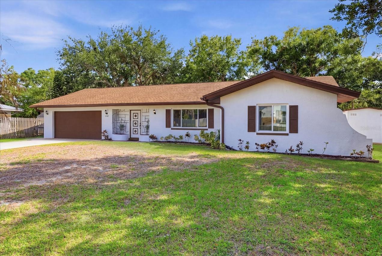 5361 San Juan Dr., Sarasota, FL 34235