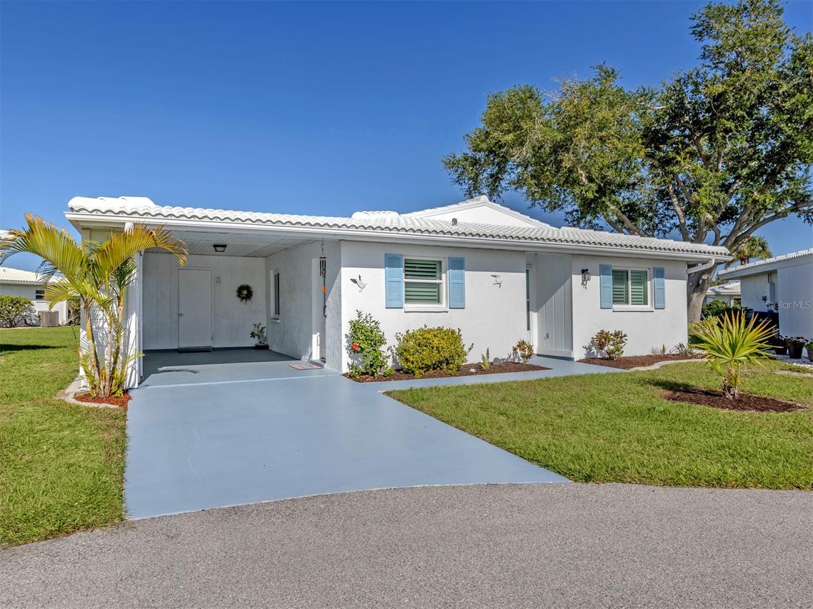414 Circlewood Dr. #H2, Venice, FL 34293