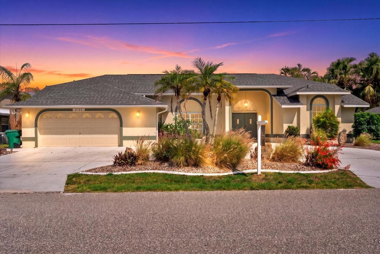 3152 Tarytown St., Port Charlotte, FL 33952