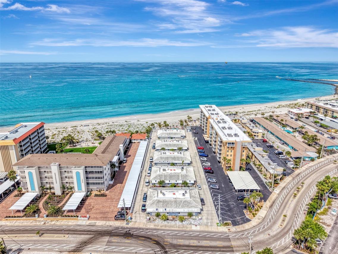 1205 Tarpon Center Dr. #E2, Venice, FL 34285