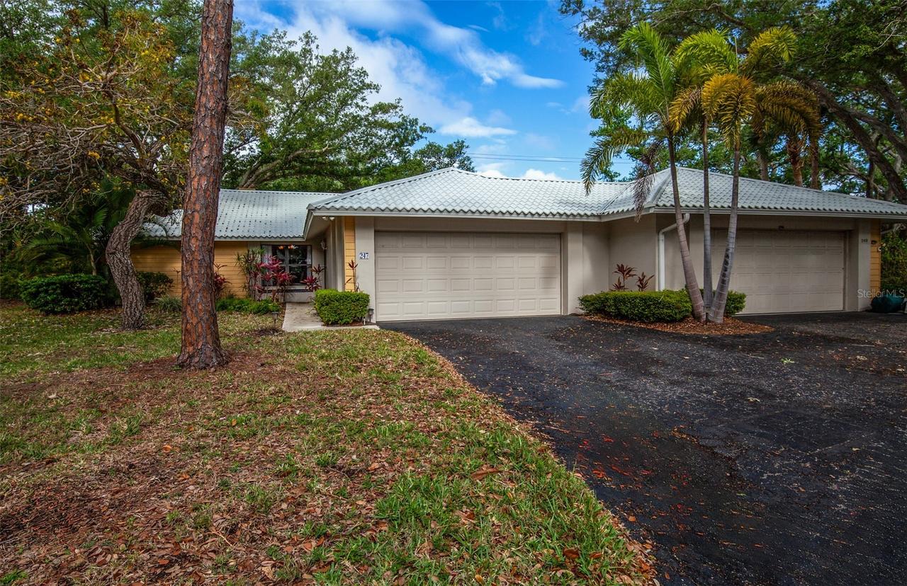 247 Southampton Ln. #272, Venice, FL 34293