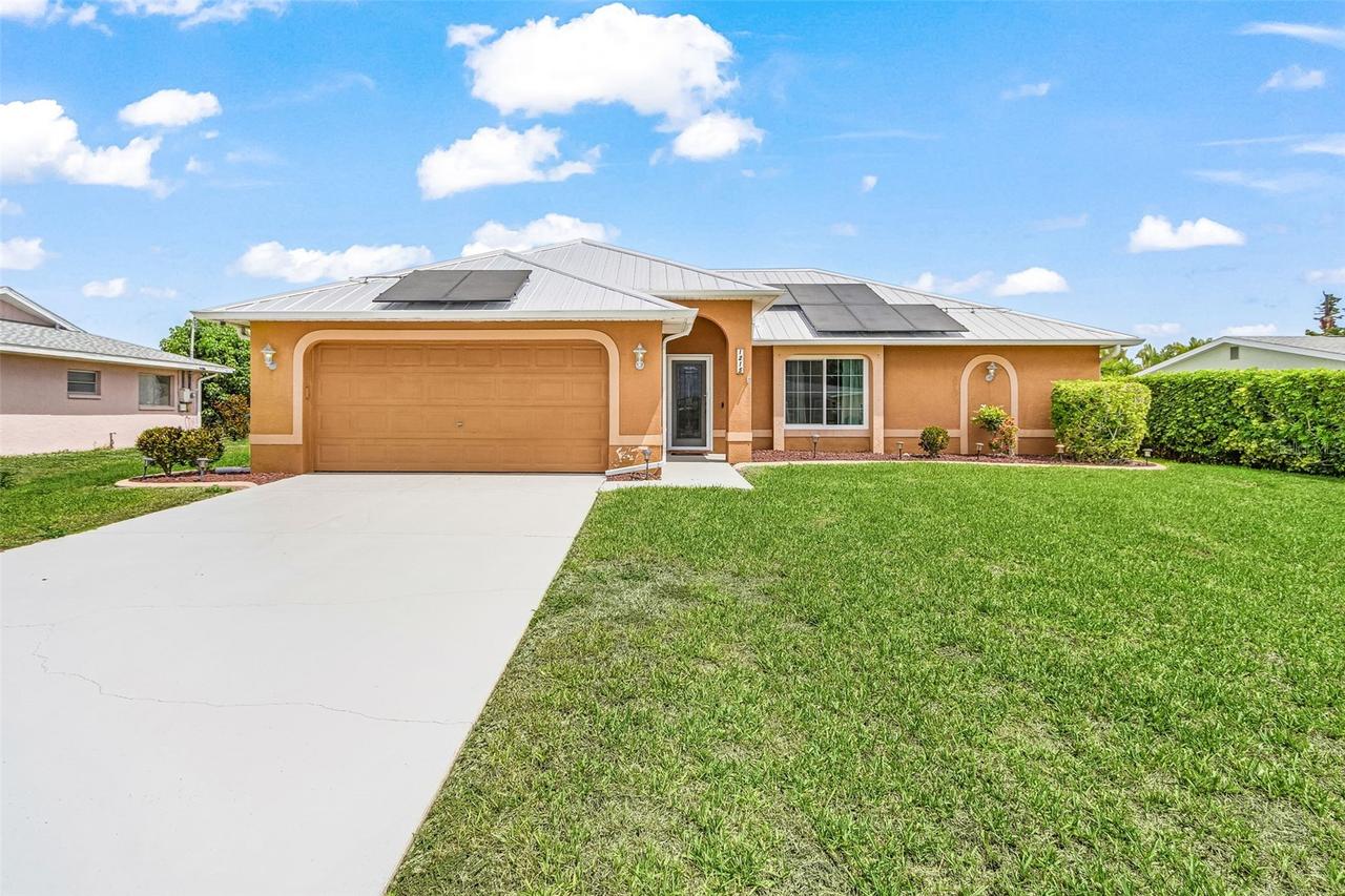 1215 SE 27th St., Cape Coral, FL 33904