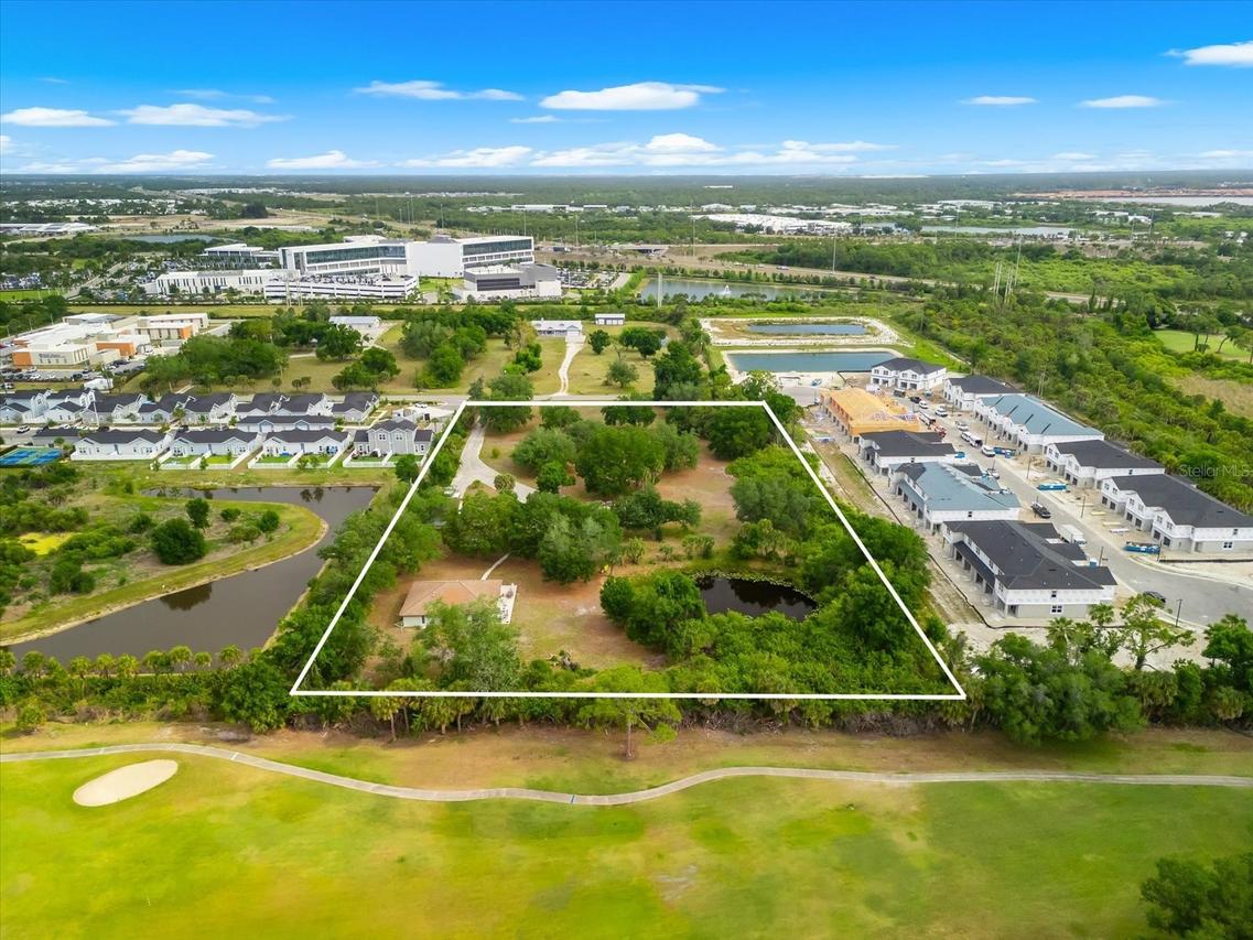 2900 Curry Ln., Nokomis, FL 34275