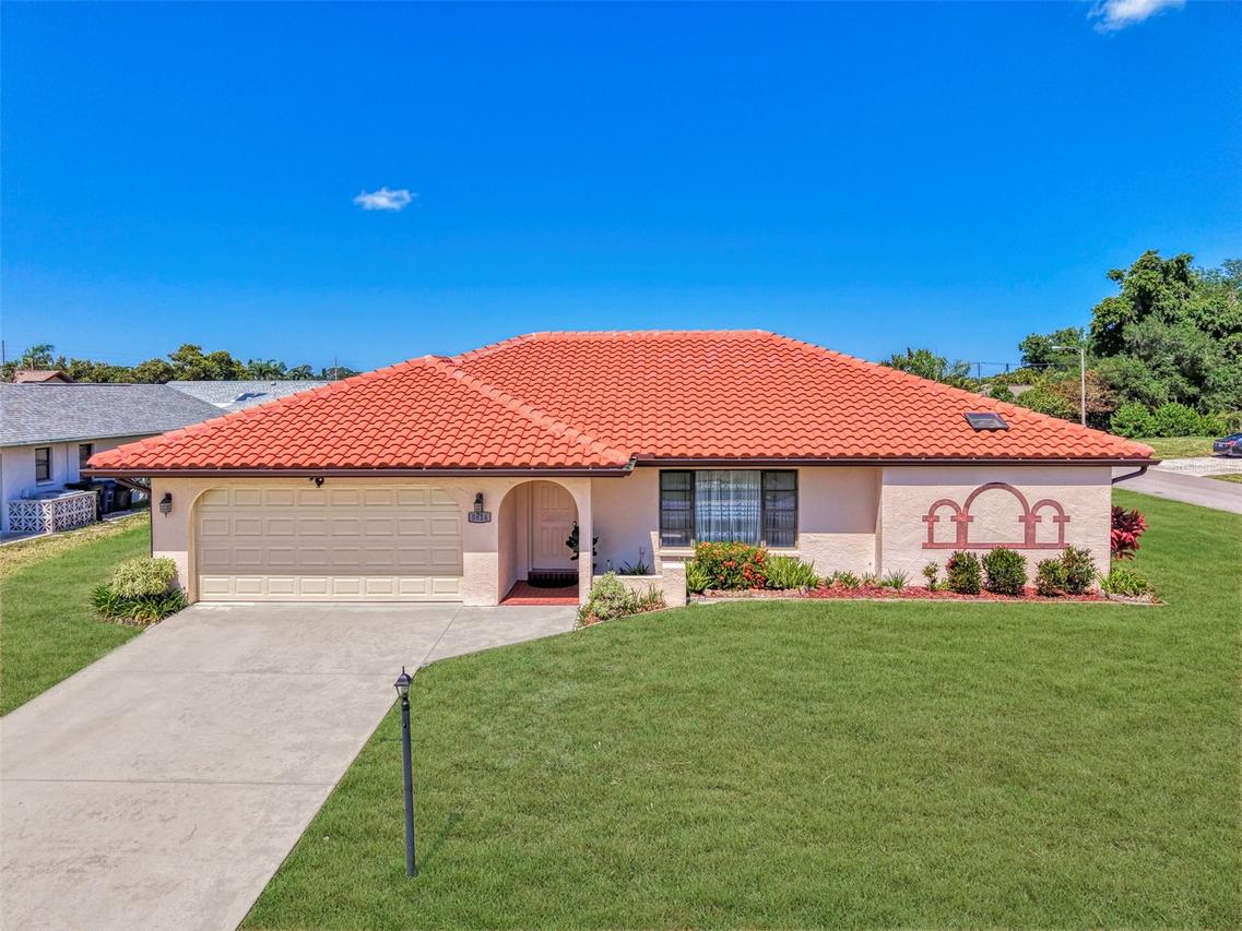 5814 Jackson Ln., Venice, FL 34293