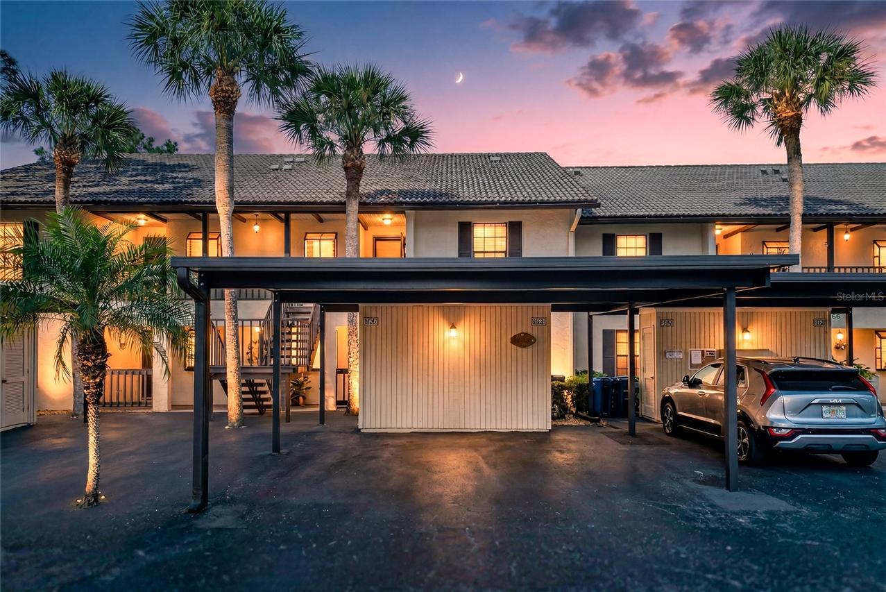 360 Three Lakes Ln. #J, Venice, FL 34285