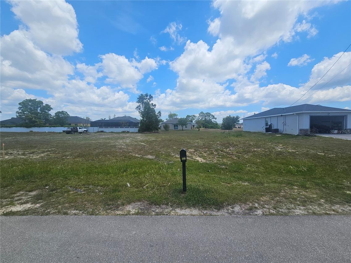 3607 NE 12th Ct., Cape Coral, FL 33909