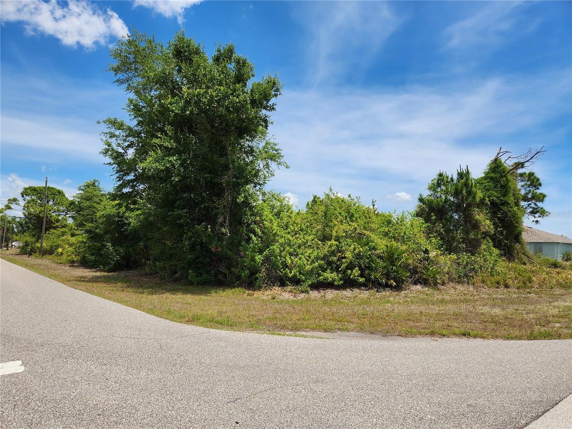 13128 Foresman Blvd., Port Charlotte, FL 33981
