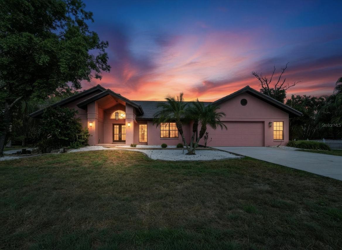 1599 Vermeer Dr., Nokomis, FL 34275