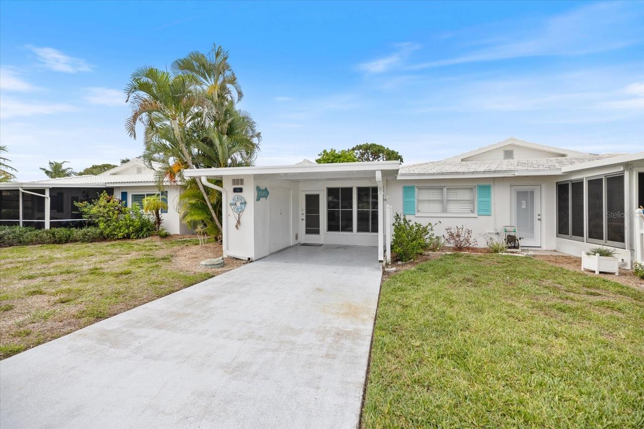 702 Fair Winds Dr., Nokomis, FL 34275