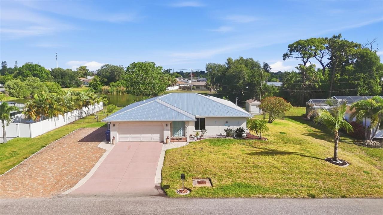 255 Rigel Rd., Venice, FL 34293