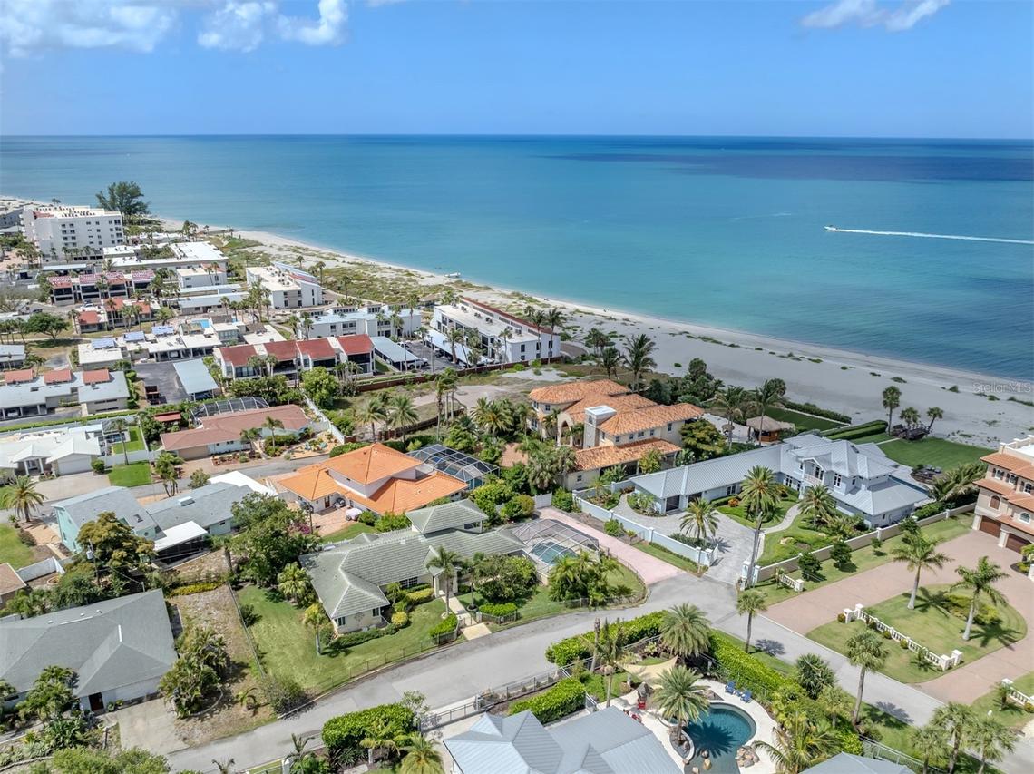 24 Gulf Manor Dr., Venice, FL 34285