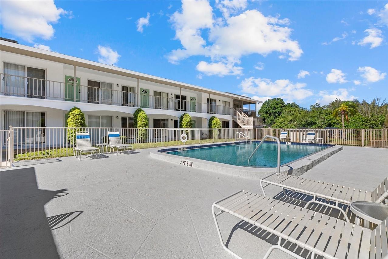 4035 S School Ave. #B3, Sarasota, FL 34231