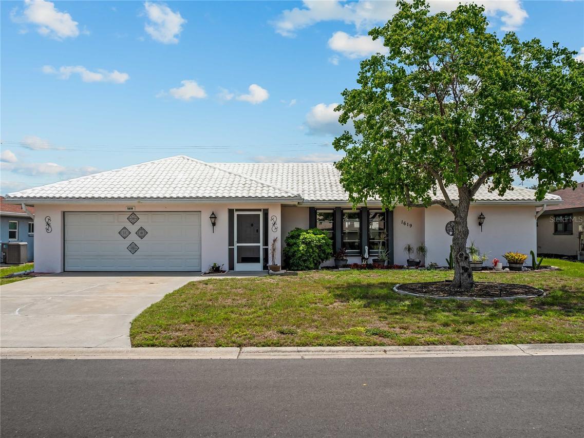 1619 E Cypress Point Dr., Venice, FL 34293