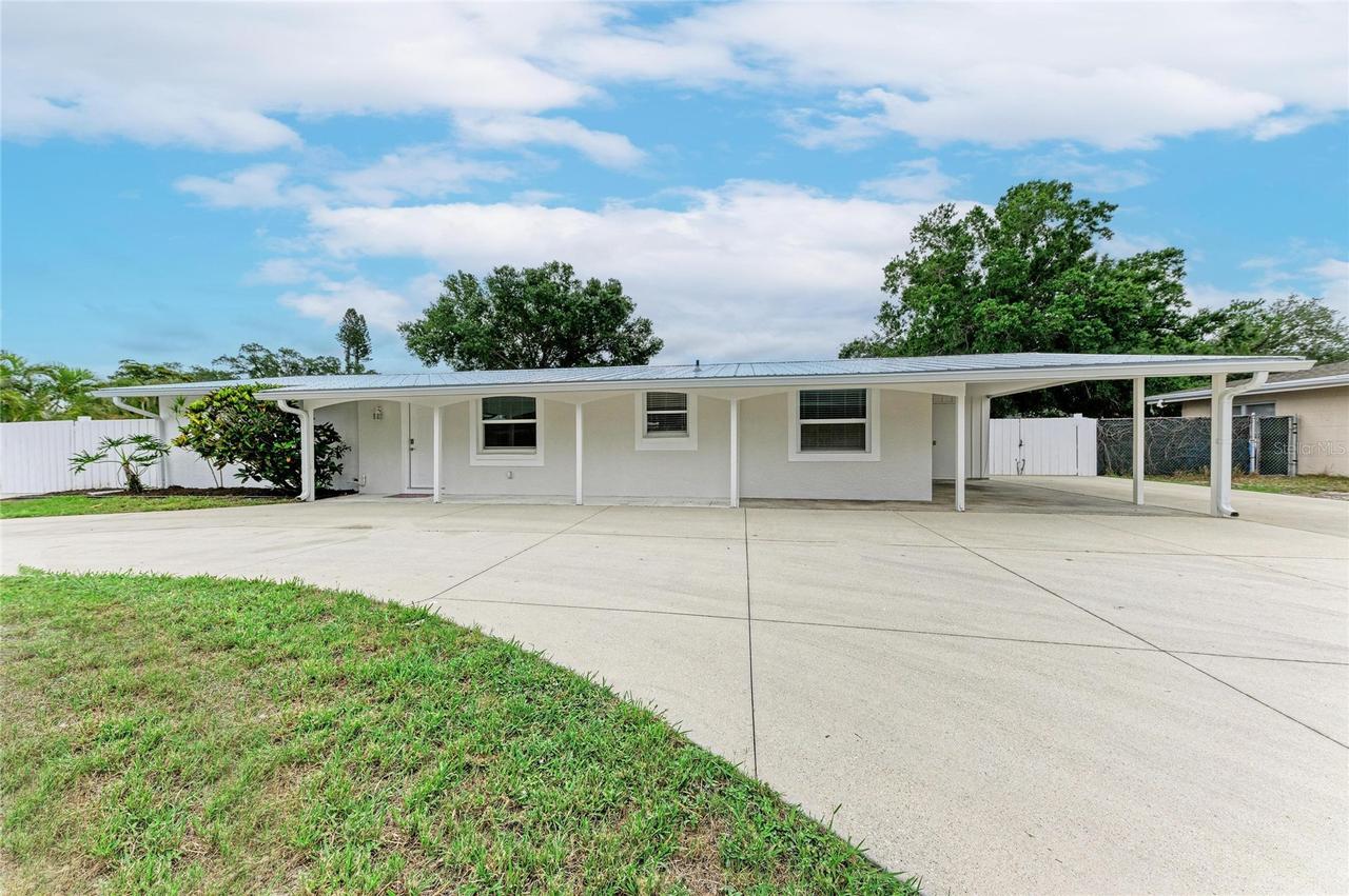 2714 Datura St., Sarasota, FL 34239