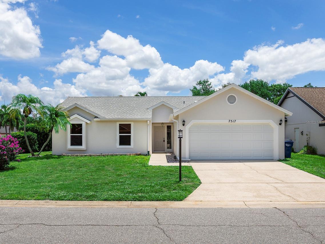 7517 38th Street Cir., Sarasota, FL 34243