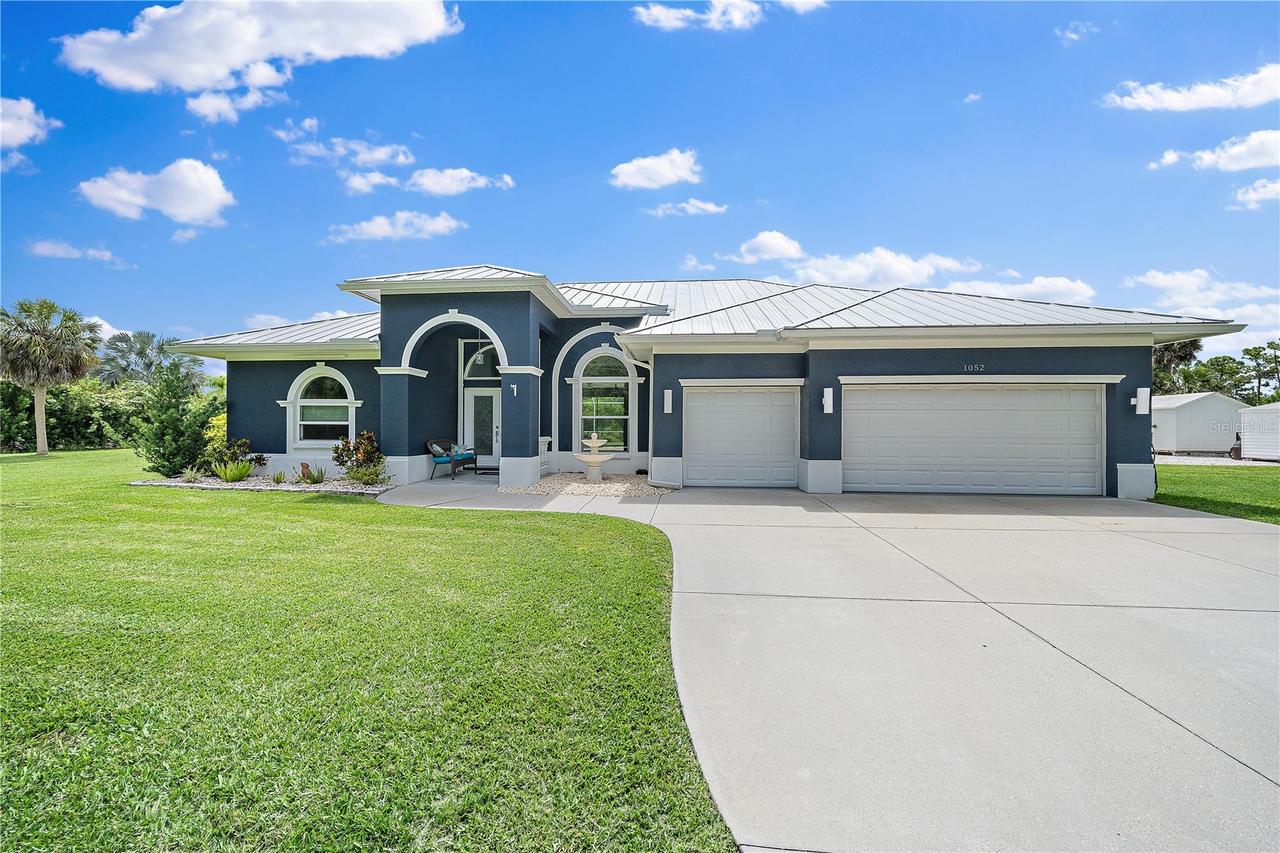 1052 Eppinger Dr., Port Charlotte, FL 33953