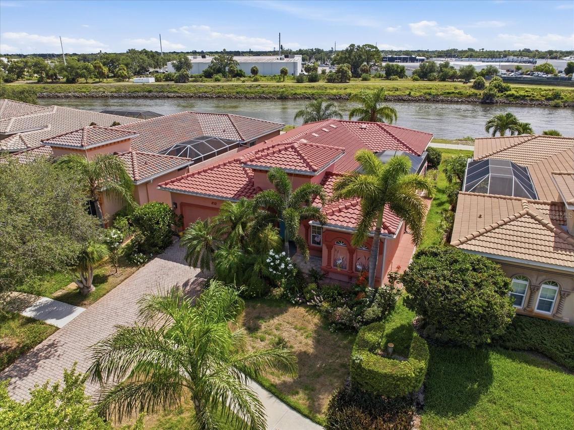 210 Rio Terra, Venice, FL 34285