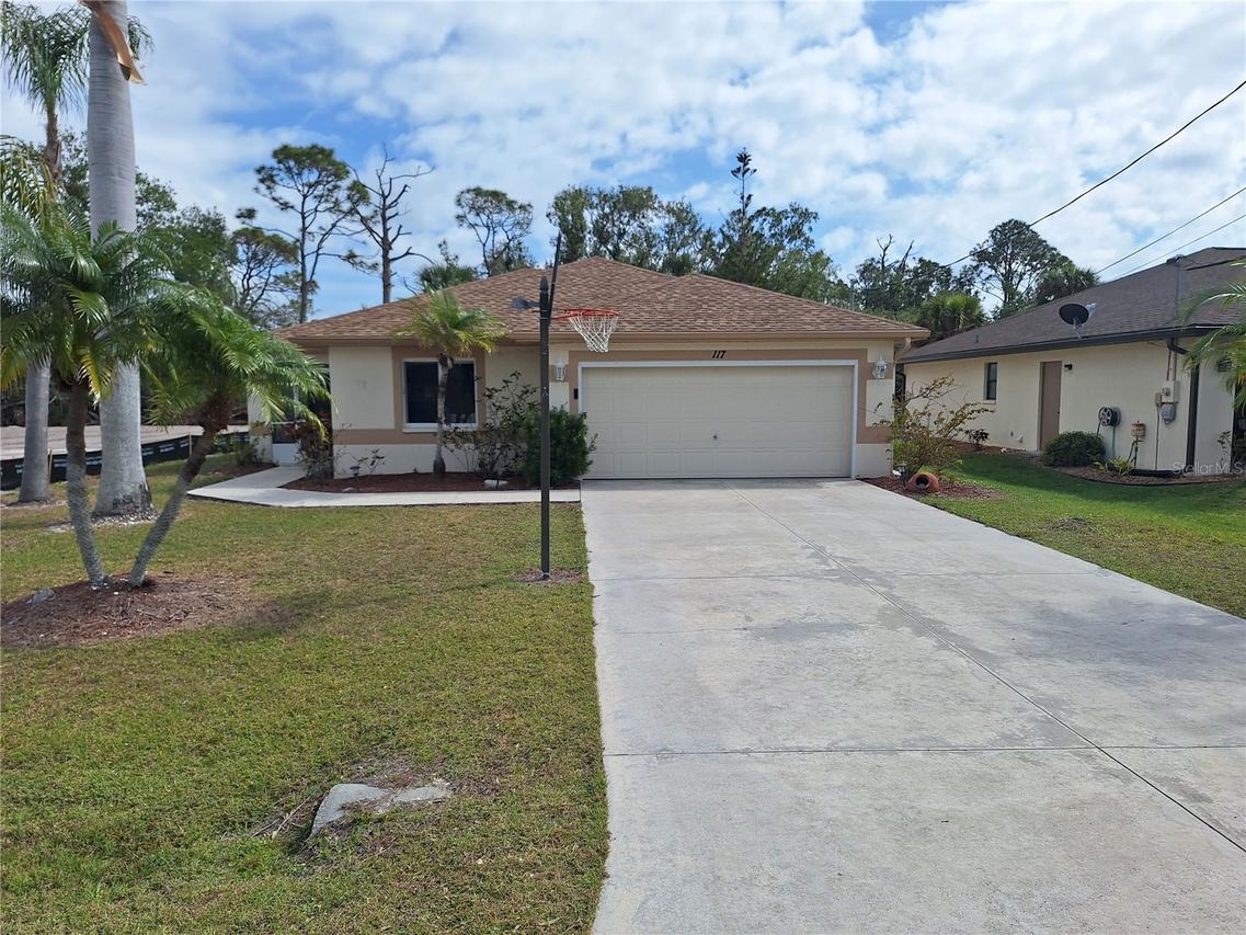 117 Siesta Rd., Rotonda West, FL 33947