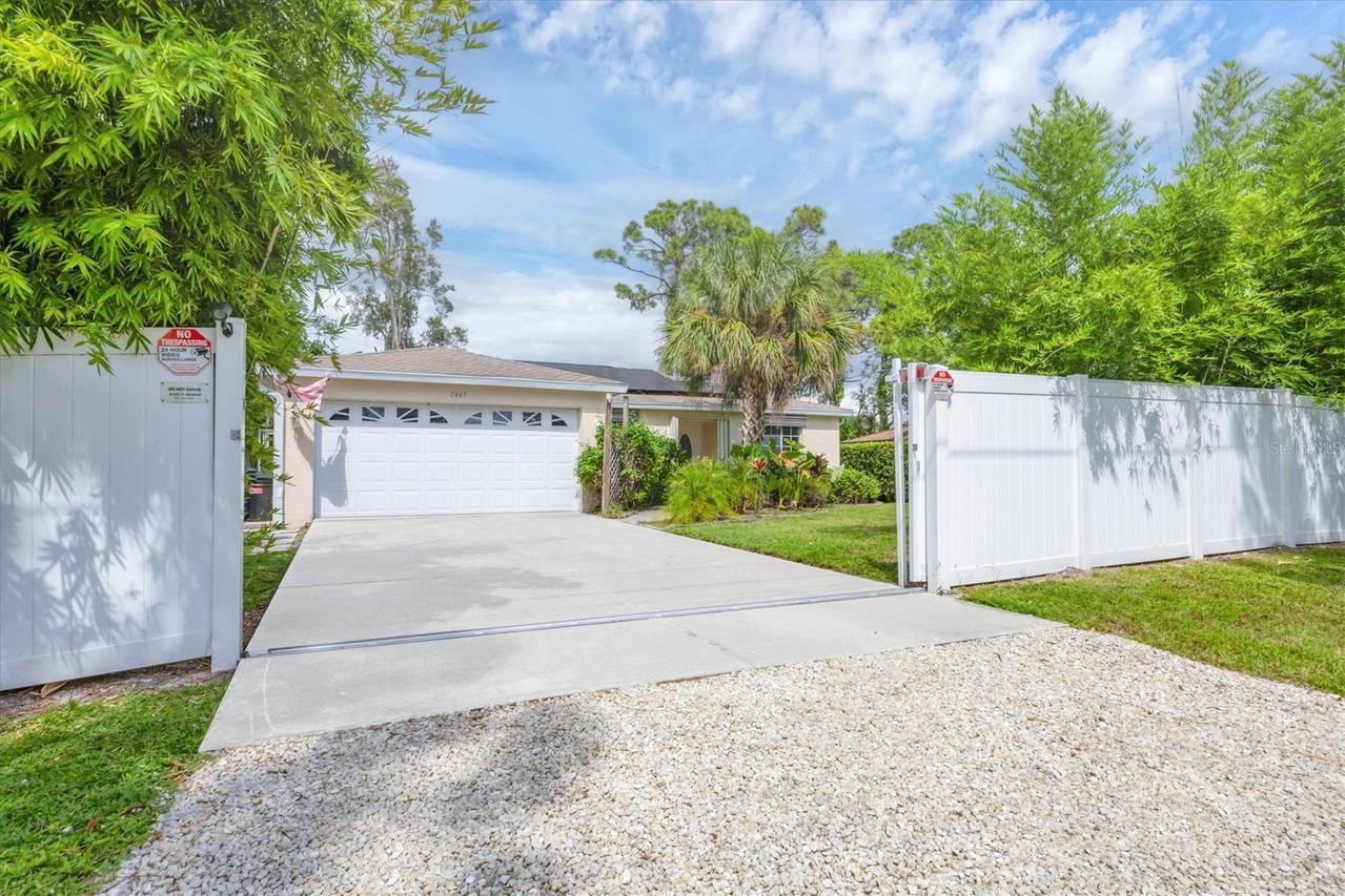2445 Apache St., Sarasota, FL 34231