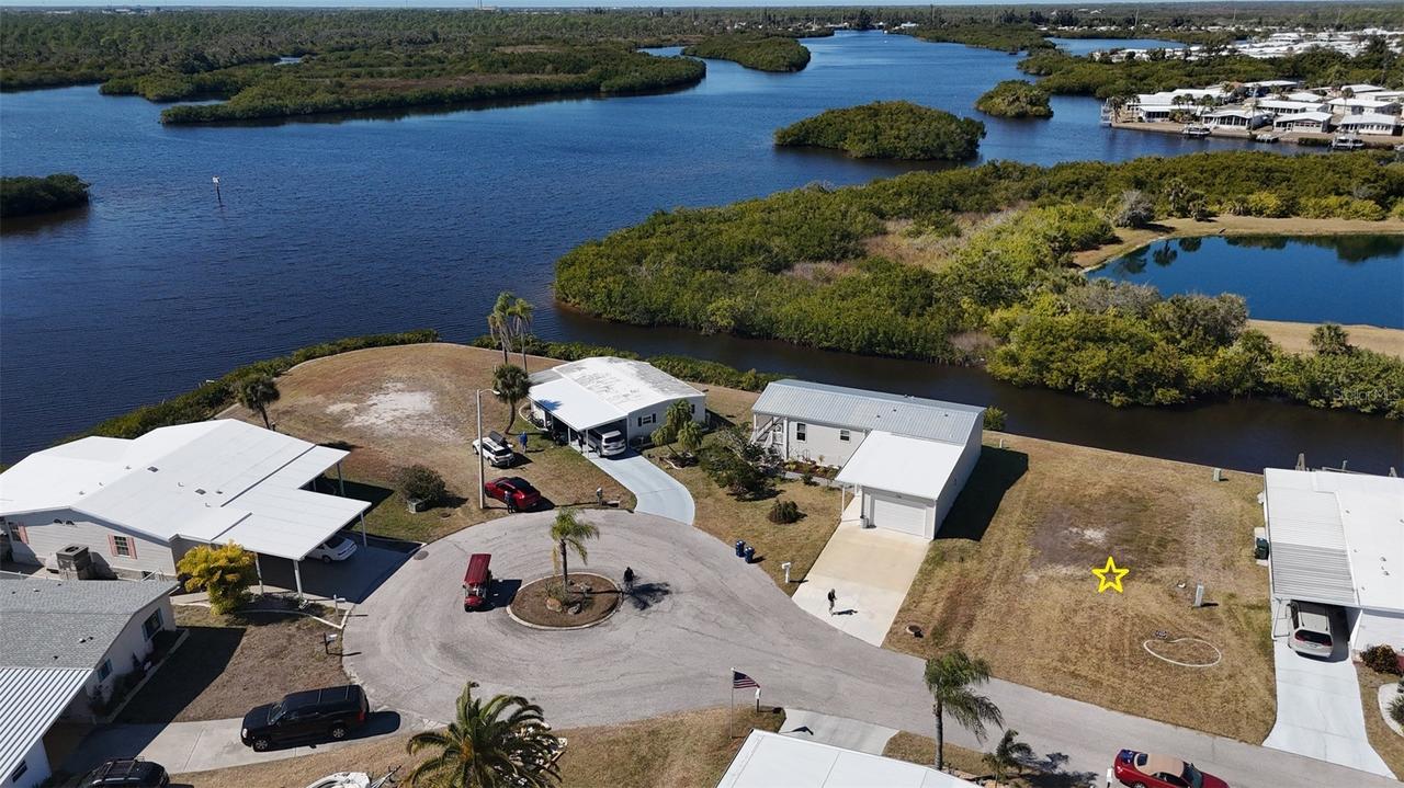 732 Blackburn Blvd., North Port, FL 34287