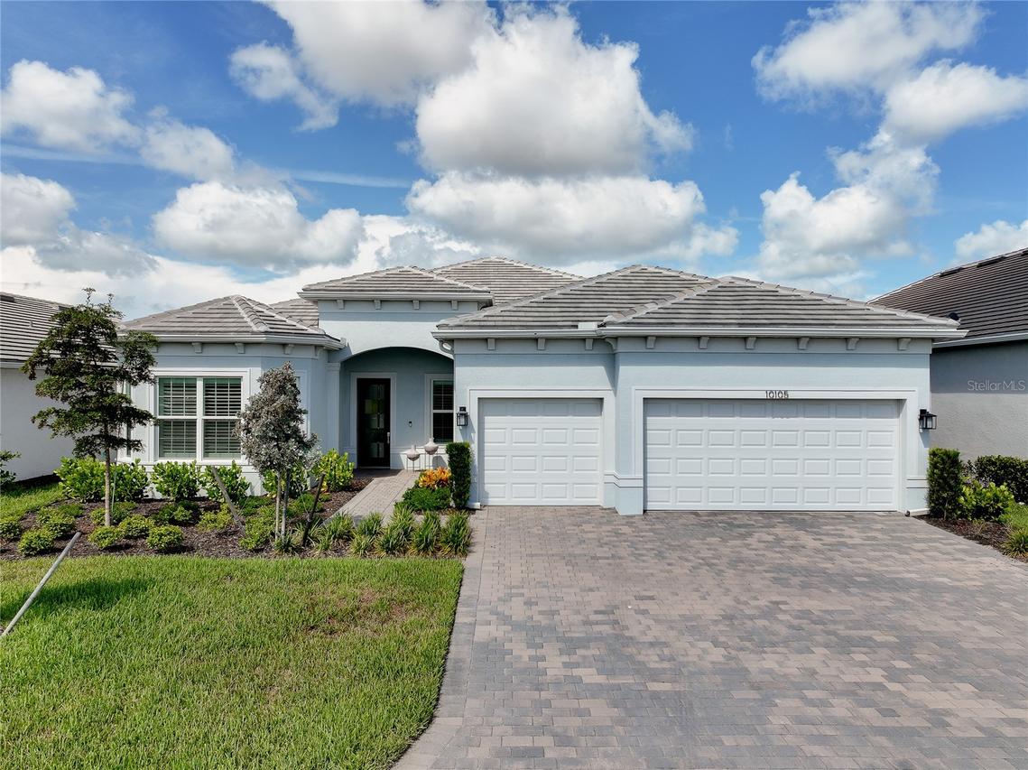 10105 Beachwalk Dr., Englewood, FL 34223