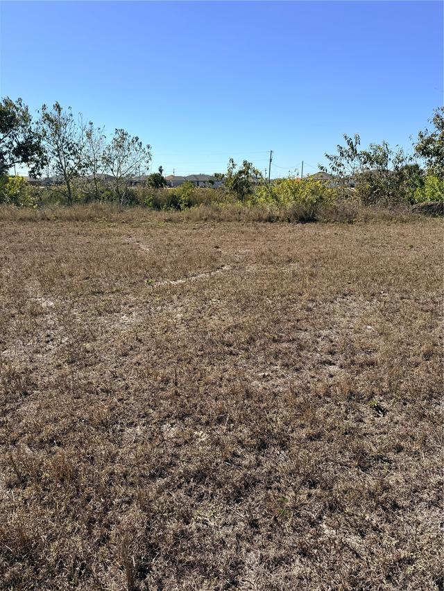 2000 NW 9th Ave., Cape Coral, FL 33993
