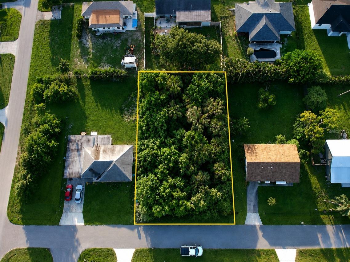 333 Skylark Ln., Port Charlotte, FL 33952