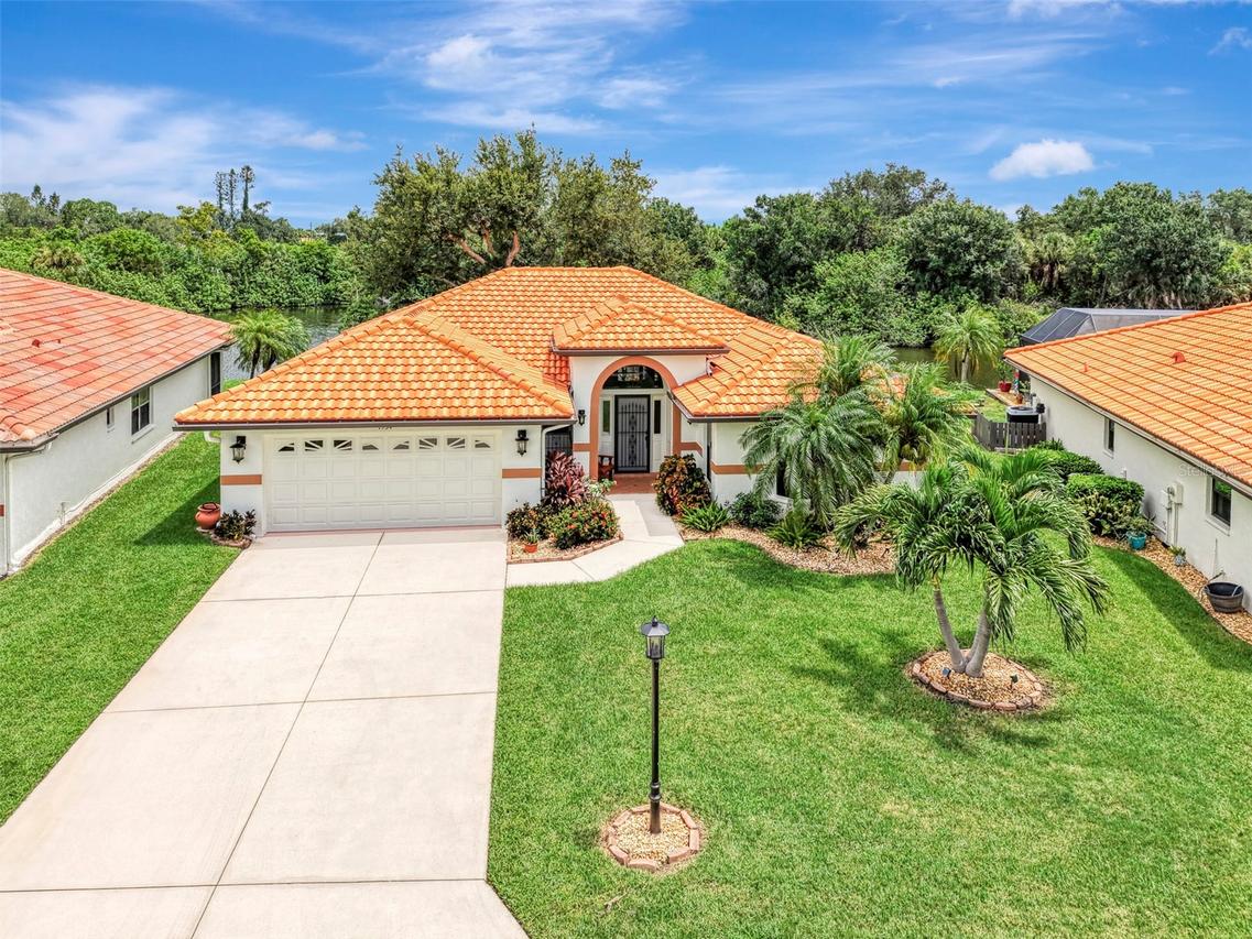 1934 Cove Pointe Dr., Venice, FL 34293