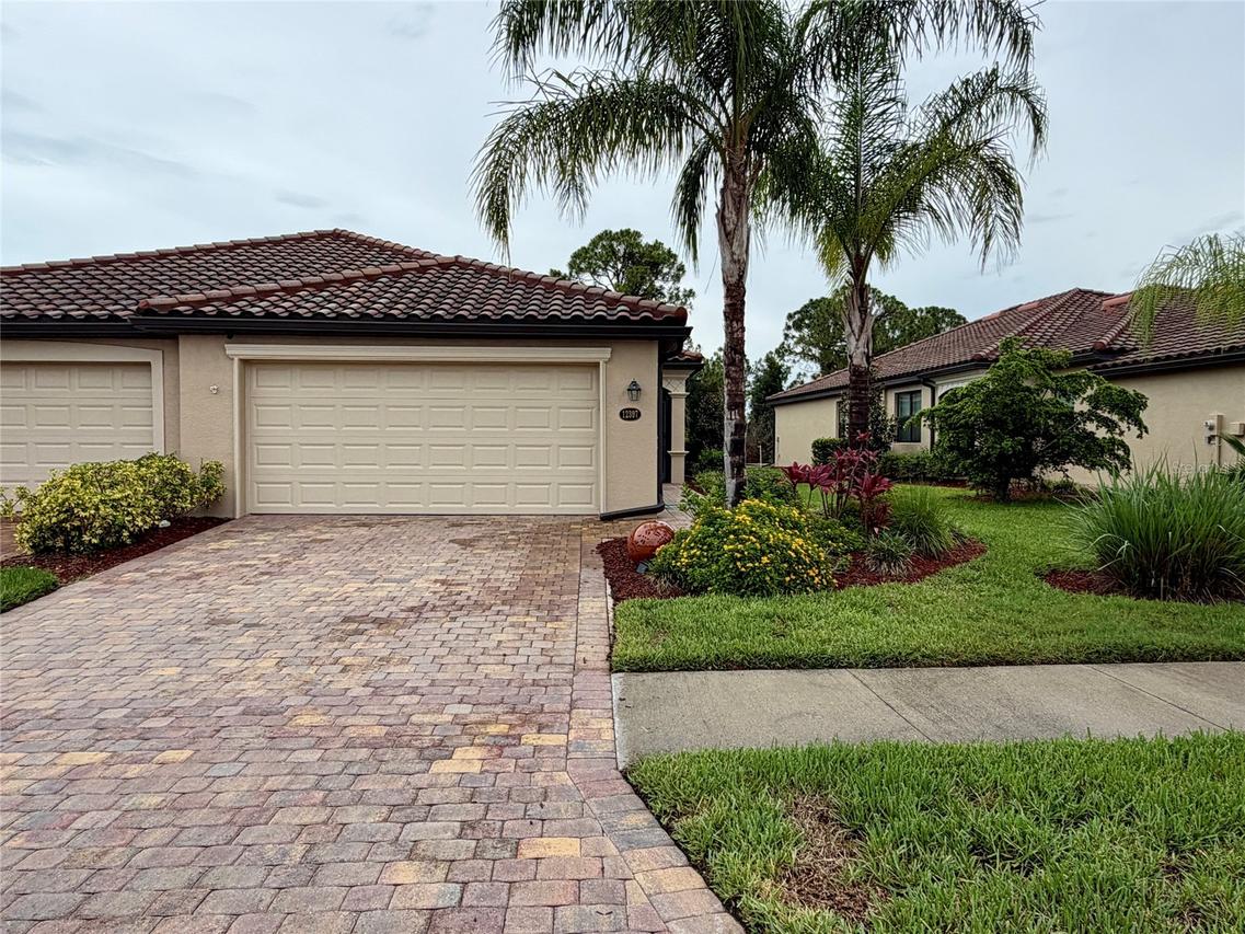 12397 Amica Loop, Venice, FL 34293