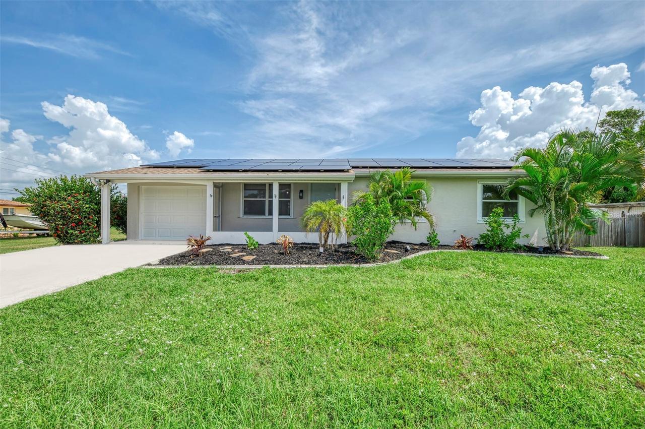 166 Chatham St., Port Charlotte, FL 33952