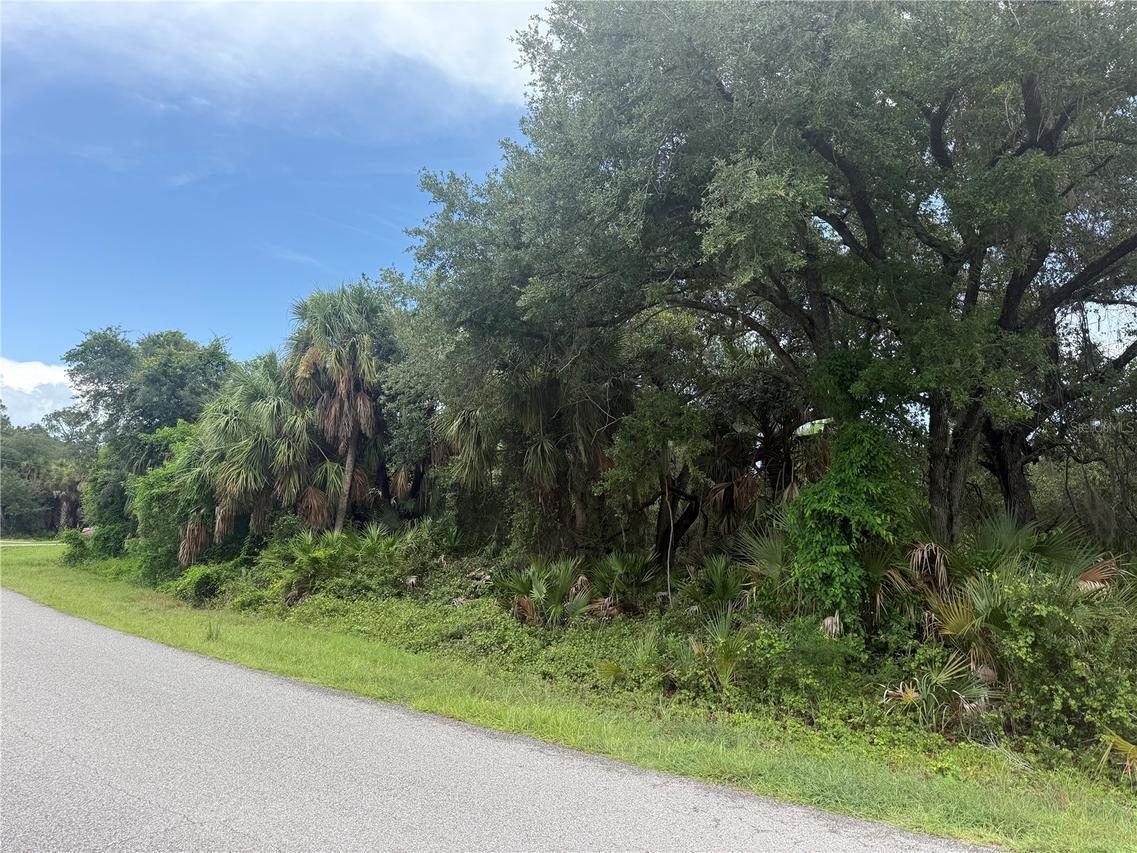 Pomona Ave., North Port, FL 34288