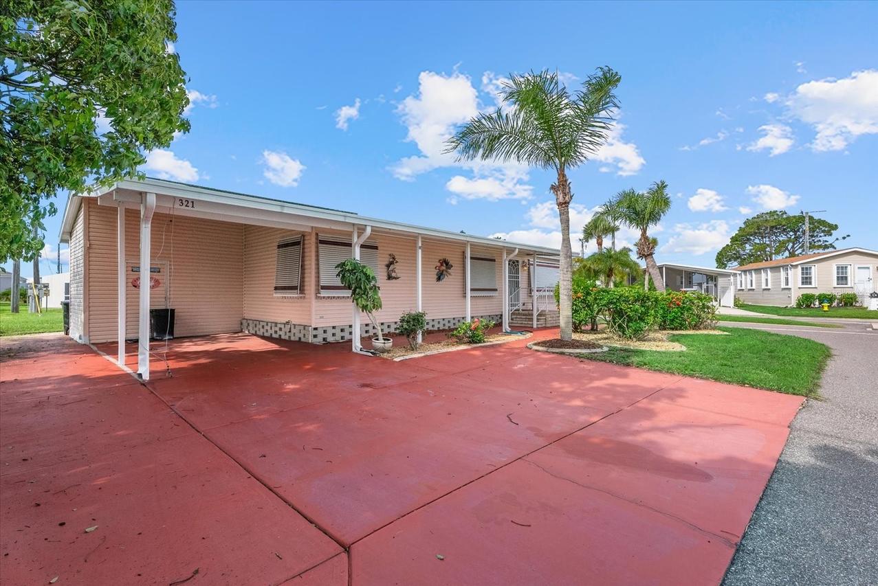 321 Blackburn Blvd., North Port, FL 34287
