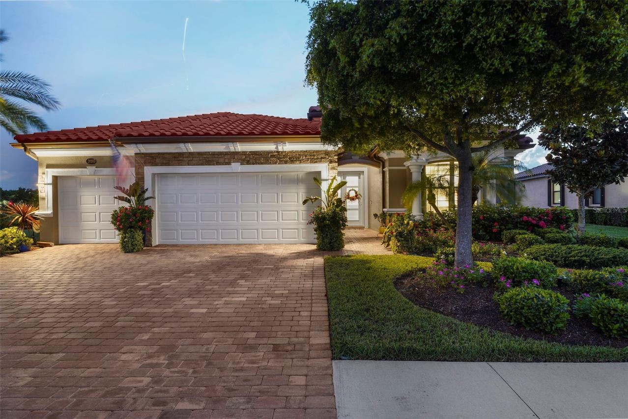 20203 Granlago Dr., Venice, FL 34293