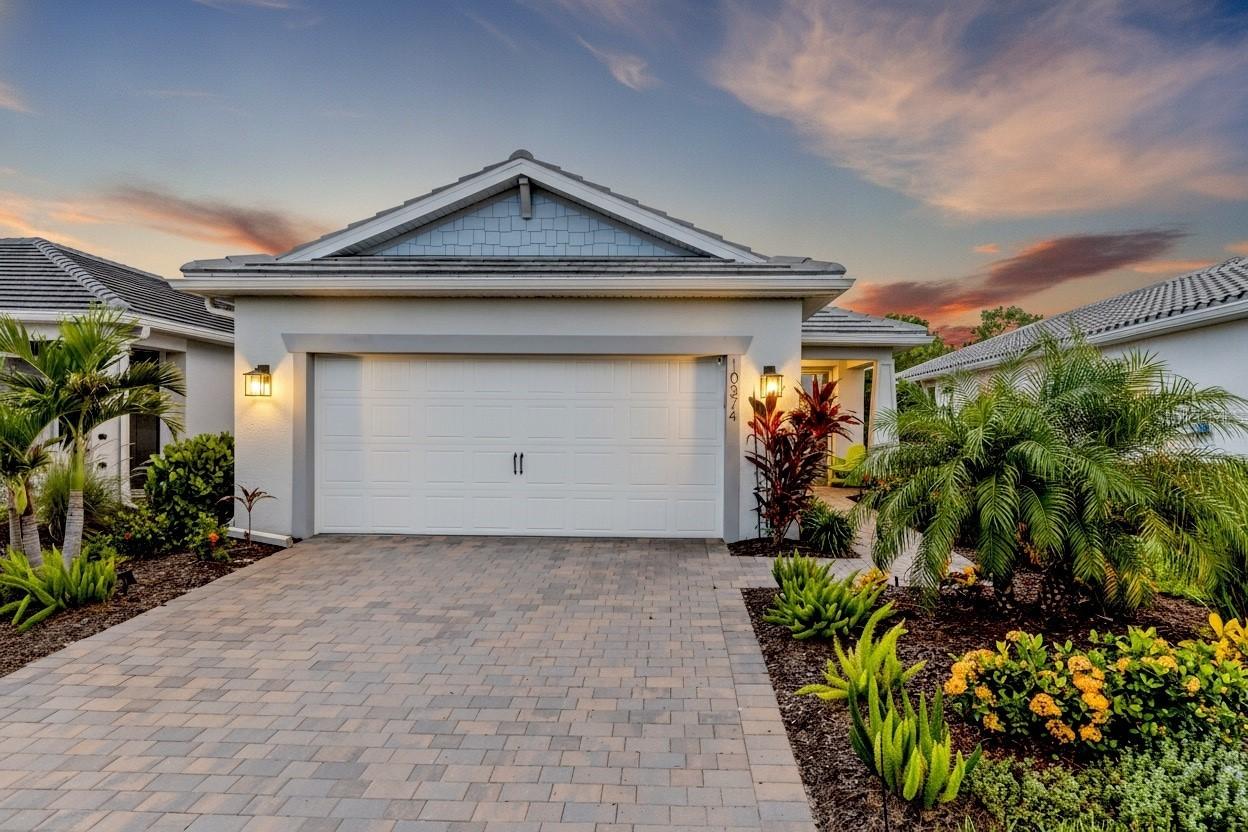 10374 Abaco Falls Dr., Englewood, FL 34223