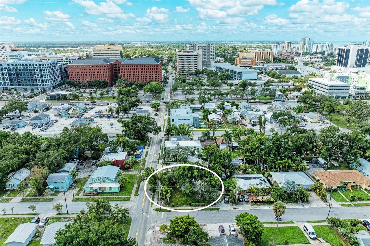 449 N Osprey Ave., Sarasota, FL 34236