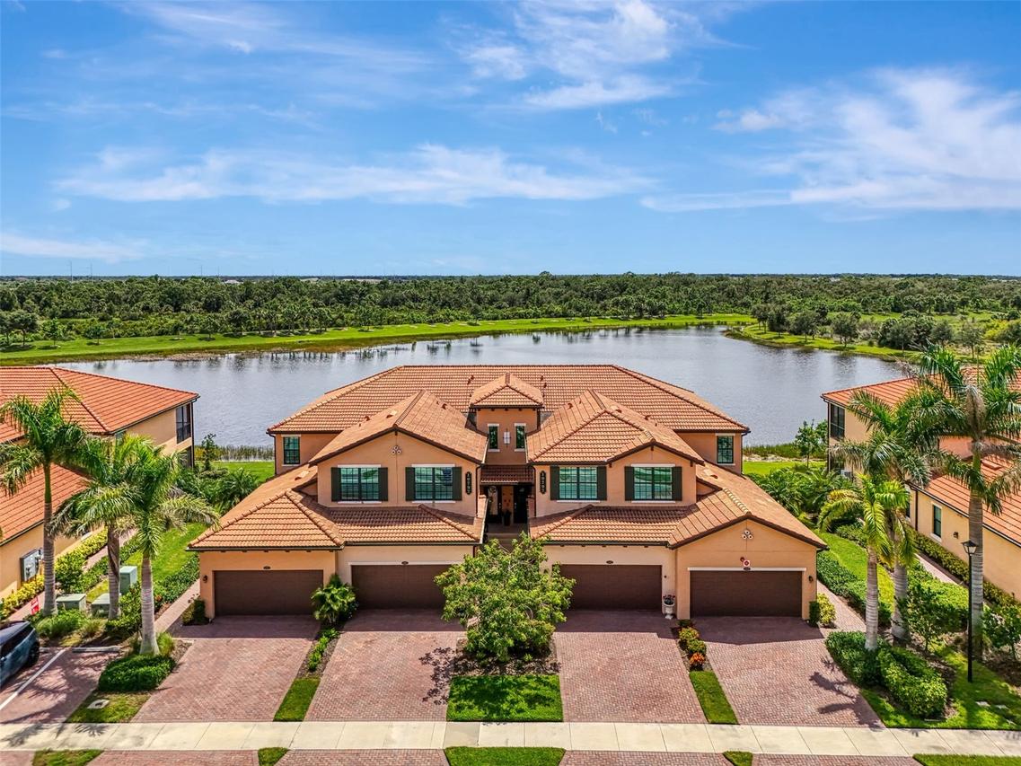 10797 Tarflower Dr. #201, Venice, FL 34293