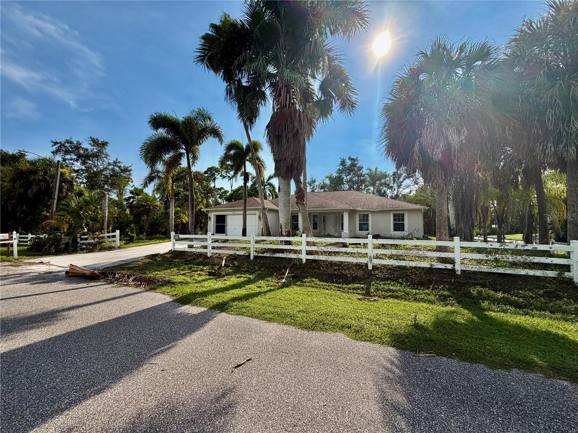 1365 Blaisdell St., Port Charlotte, FL 33980