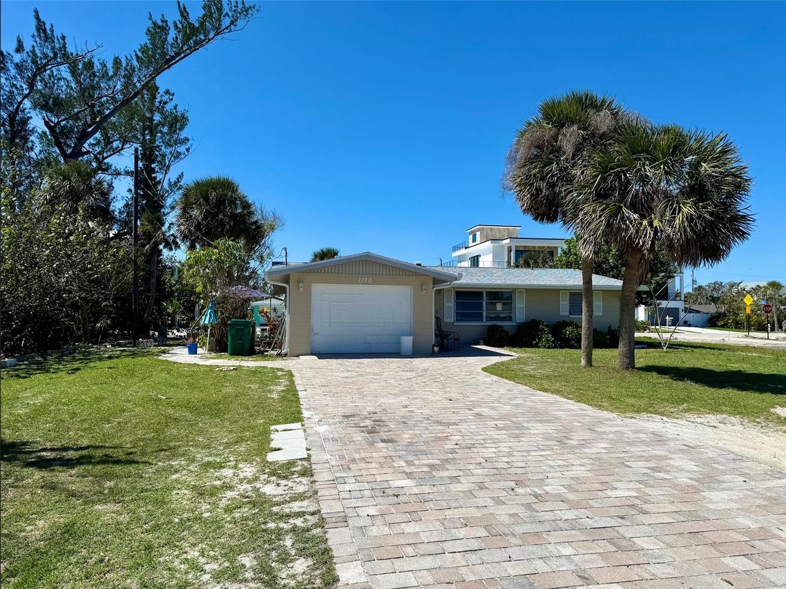 1170 Little Ct., Englewood, FL 34223