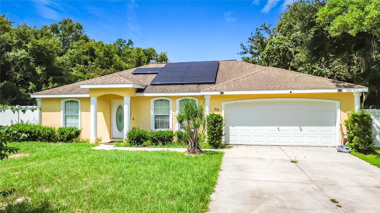 215 Oak Cir., Ocala, FL 34472