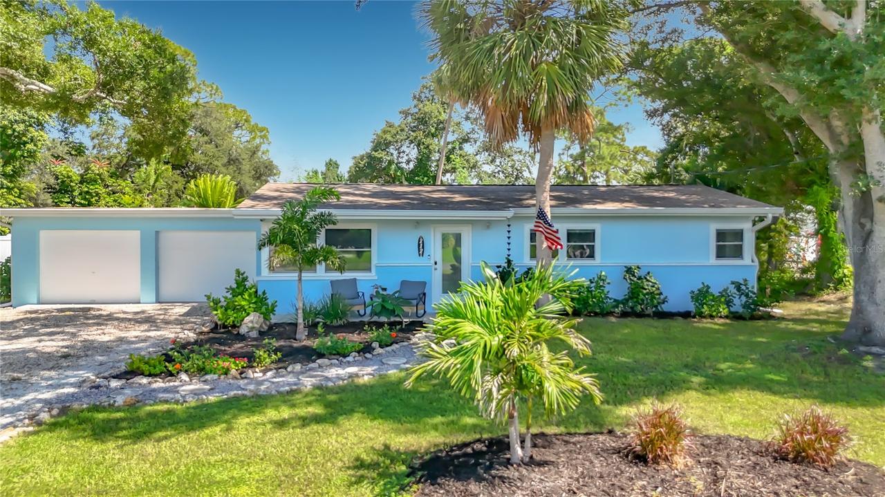 212 S Myrtle Ave., Nokomis, FL 34275