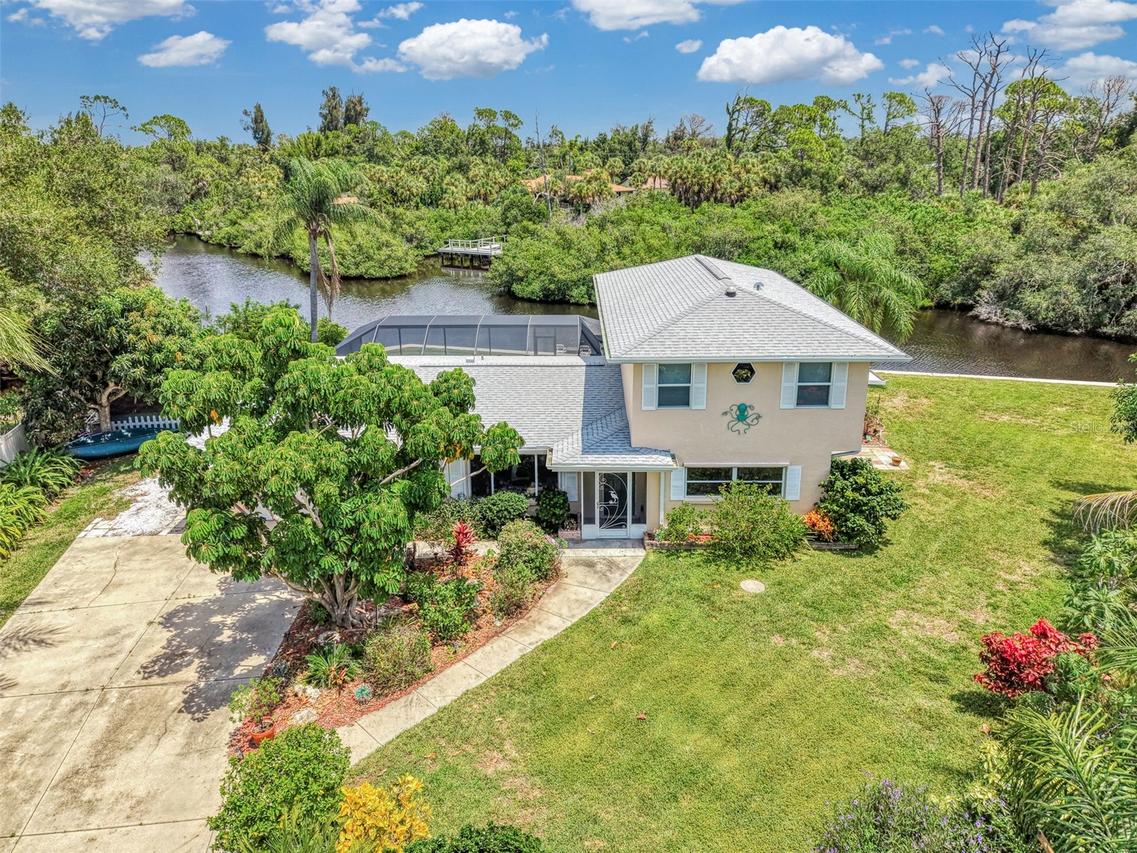 490 Creek Lane Dr., Englewood, FL 34223