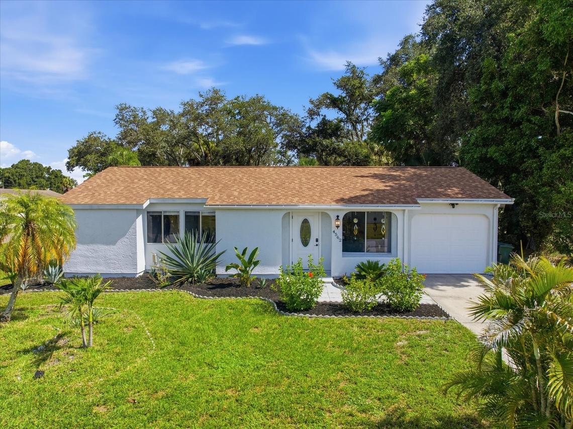 4562 Baroda Ave., North Port, FL 34287