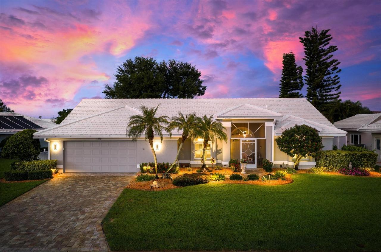 512 Warwick Dr., Venice, FL 34293