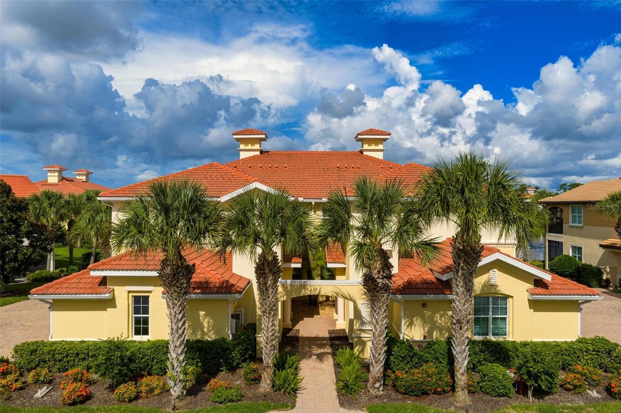 137 Bella Vista Ter. #33C, Nokomis, FL 34275