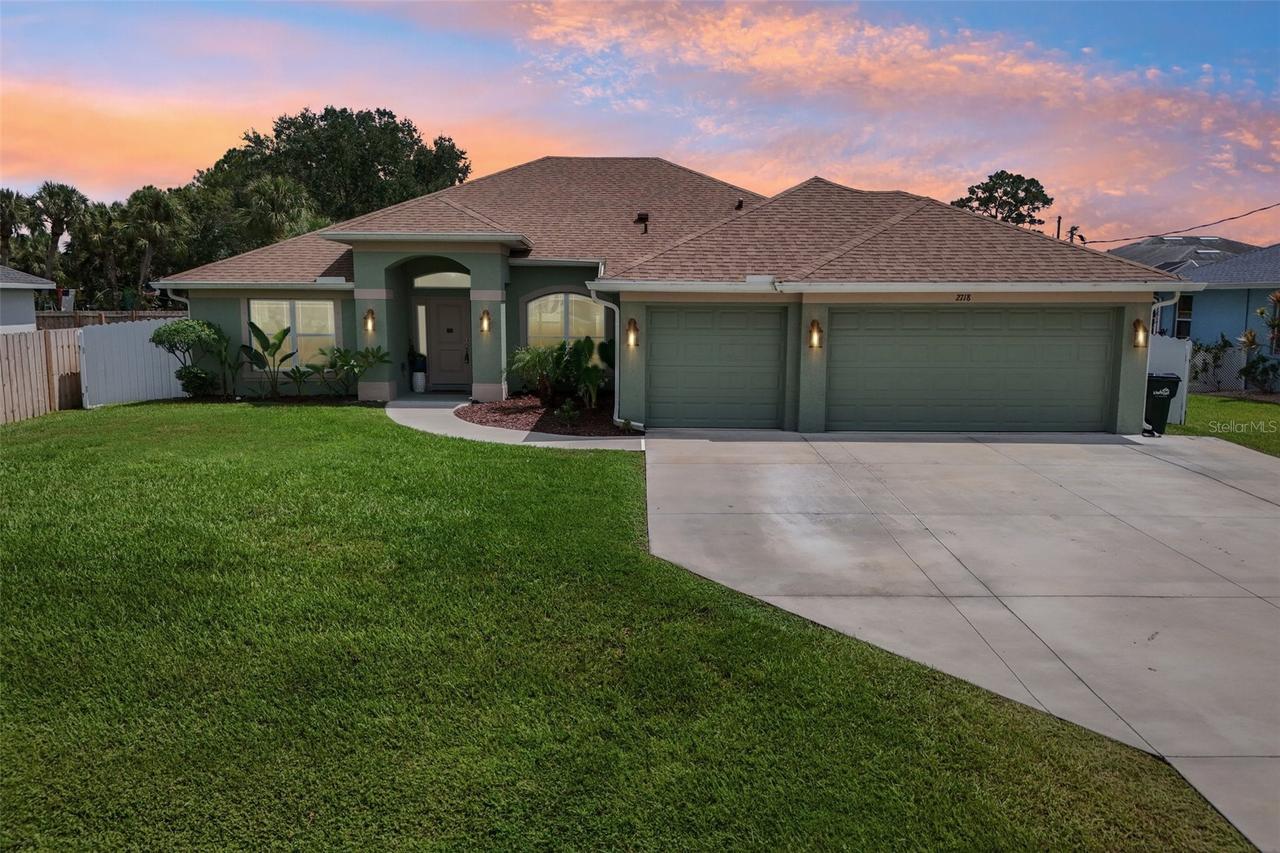2718 N Chamberlain Blvd., North Port, FL 34286