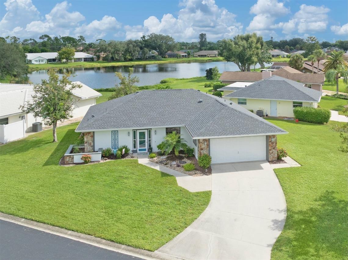 3286 Meadow Run Cir., Venice, FL 34293