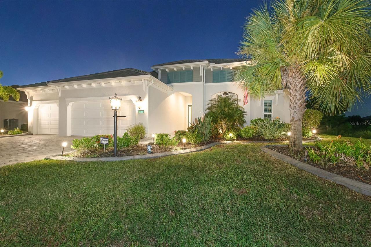 11165 Hogan Cir., Englewood, FL 34223