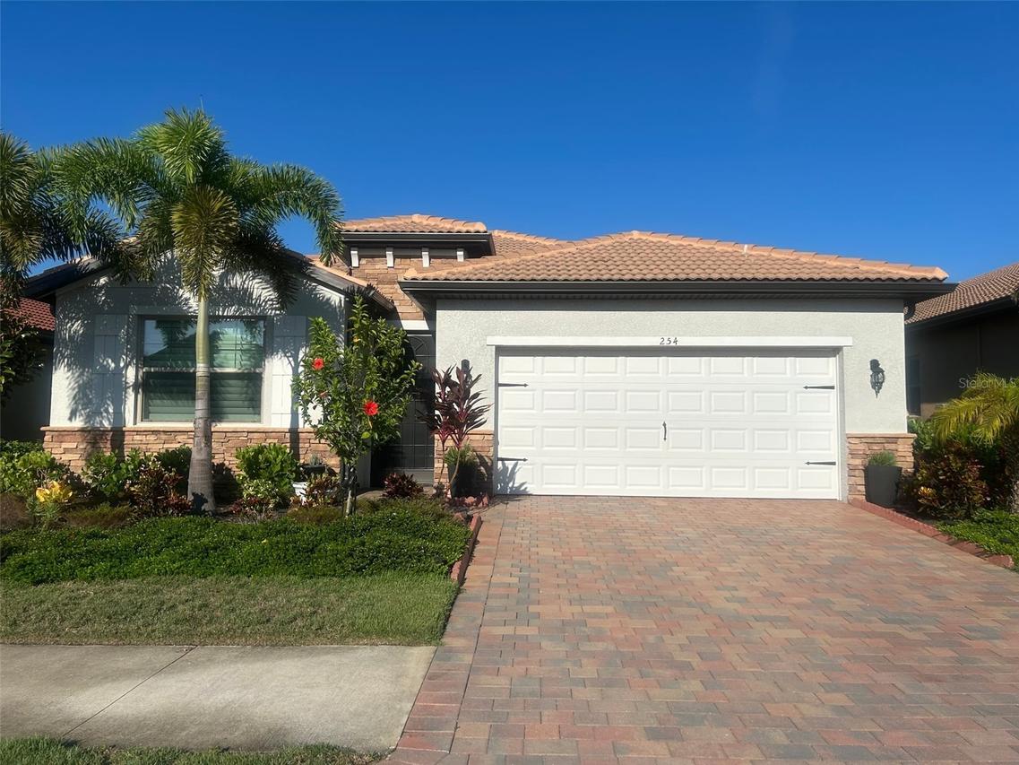 254 Vinadio Blvd., Nokomis, FL 34275