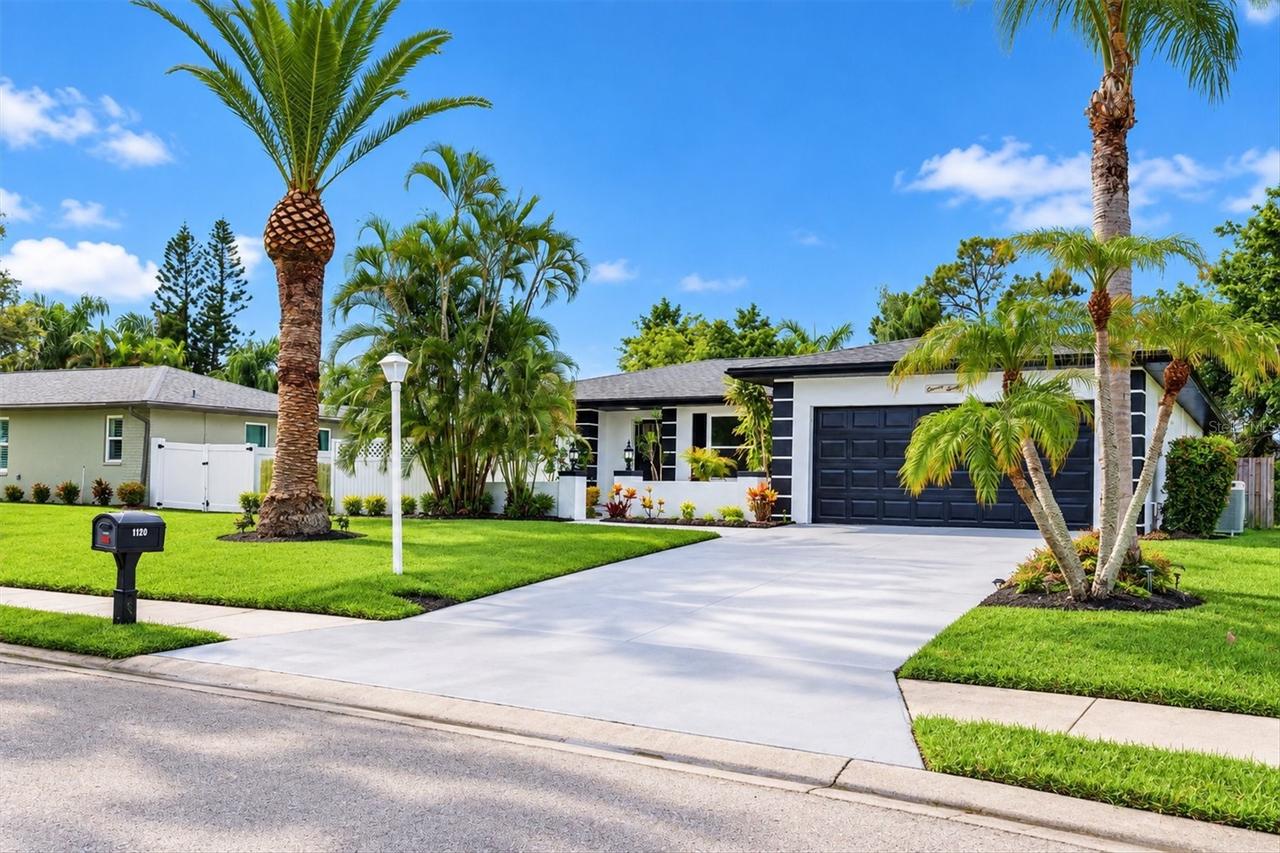 1120 78th St., Bradenton, FL 34209